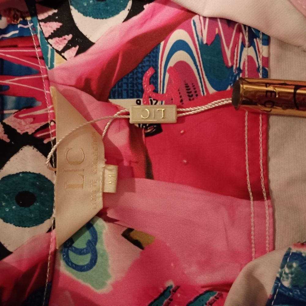 Pink graffiti patterned jacket - Picture 2 of 2